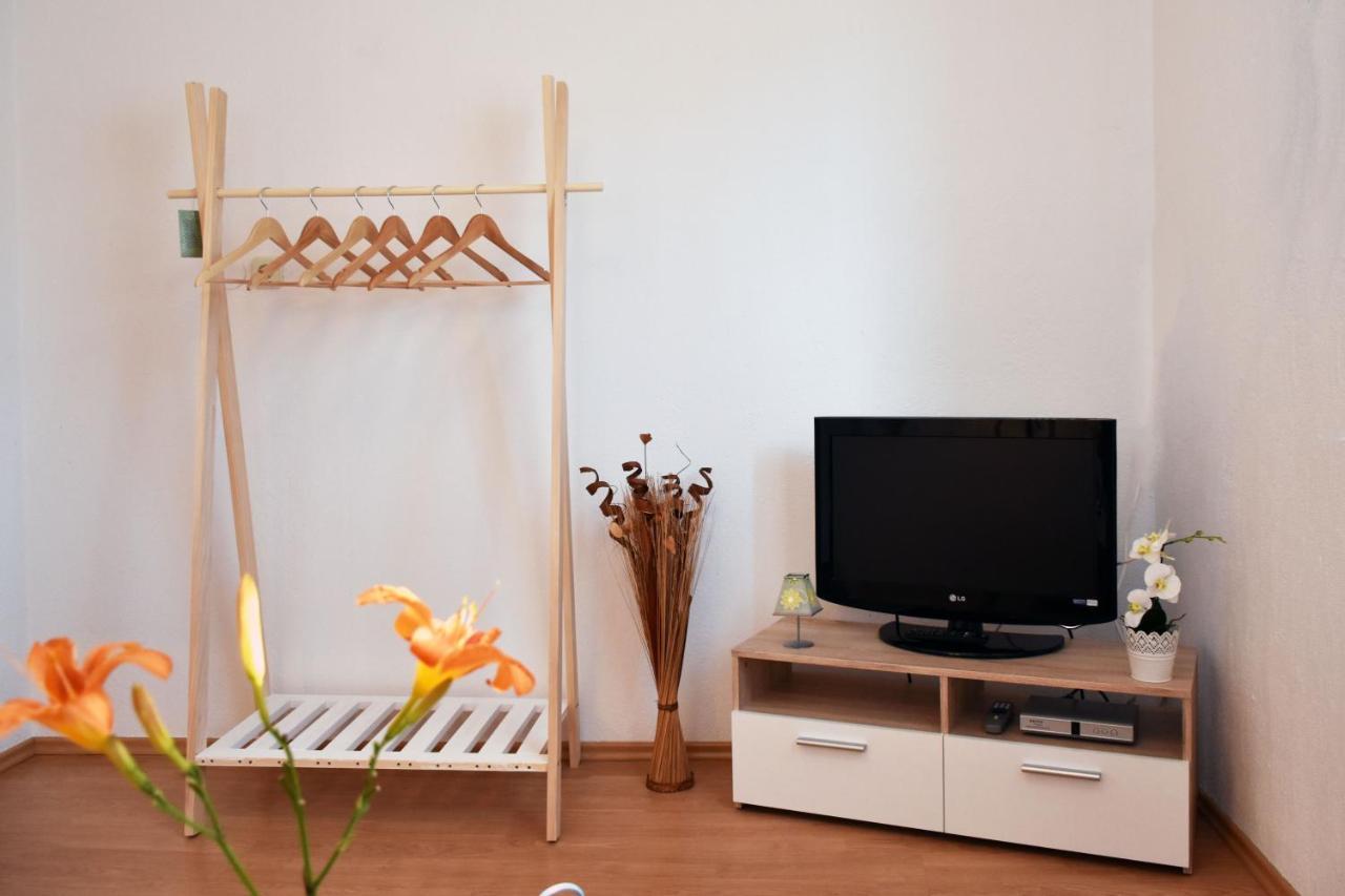 Apartment Samanta Новиград Екстериор снимка